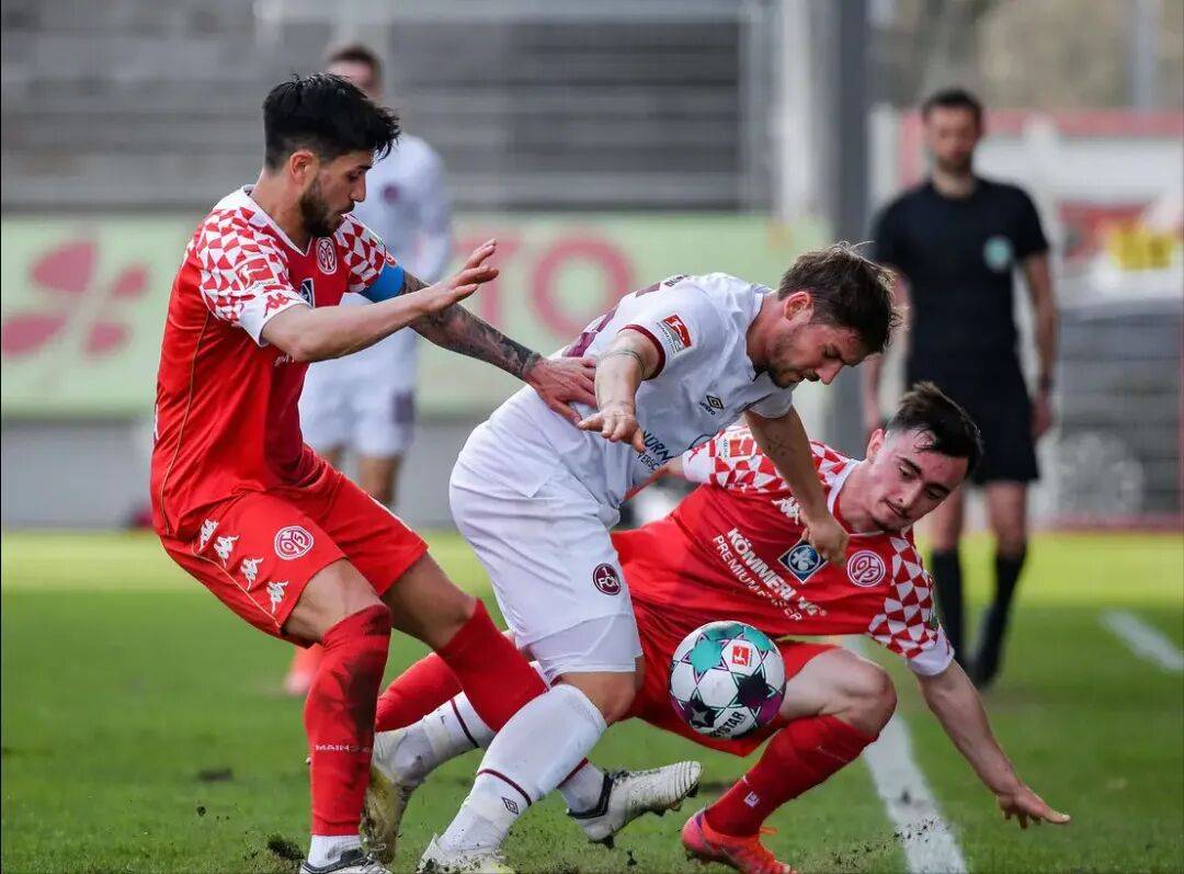 德甲赛事前瞻：斯图加特 VS 圣保利