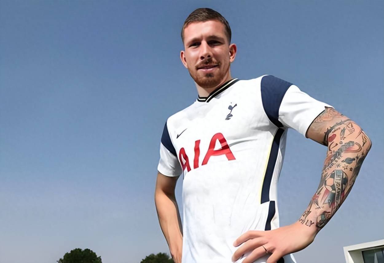 浙江队或往转会市场放一条大鱼，曾效力法甲，大连英博可考虑引进